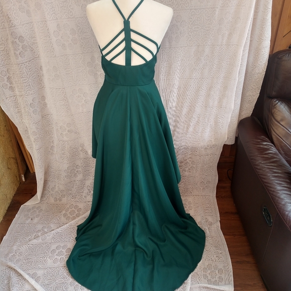 Emerald Green High Low Halter Style Semi Formal Evening Gown Prom Dress - Picture 7 of 14
